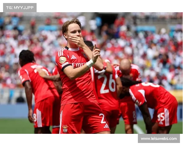 拜仁高位压迫战术解析，切尔西防守韧性应对